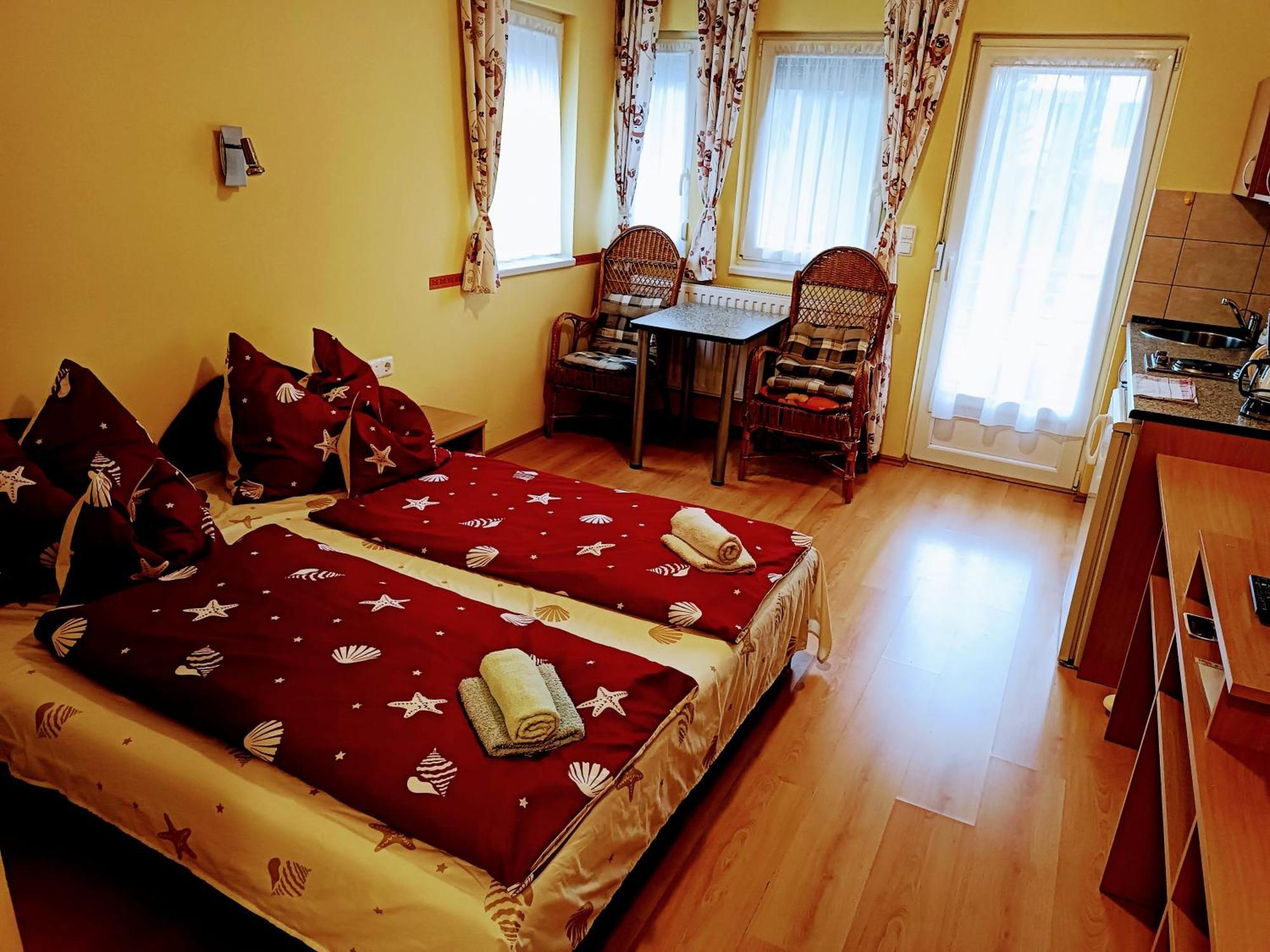Haus Maria Appartements Zalakaros Esterno foto